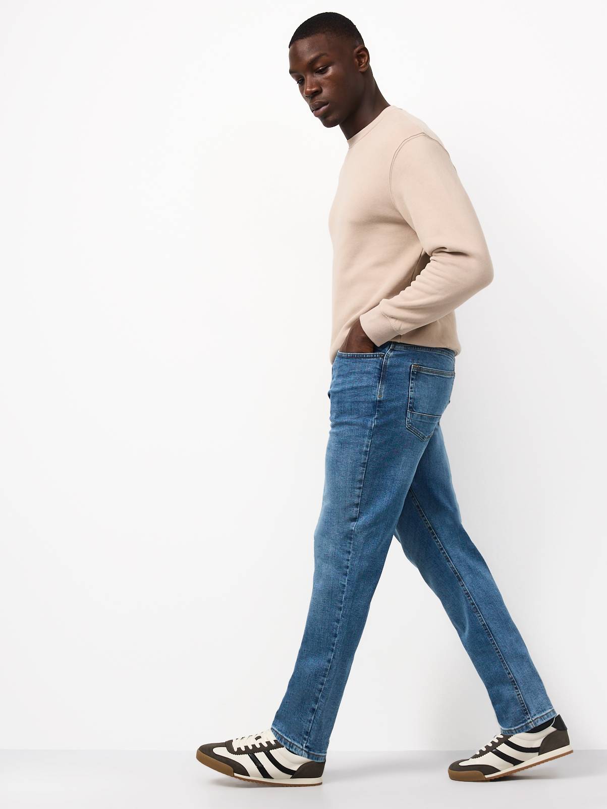 Mid Denim Slim Leg Jeans 32S - Image 2